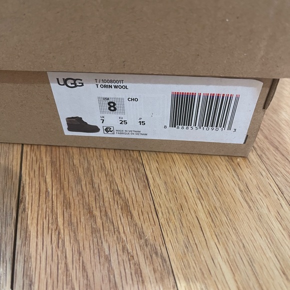 Toddler Ugg boots - Picture 5 of 5